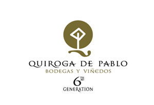 Logotipo Quiroga de Pablo, bodegas y viñedos, 6th generation. Texto en negro y dorado sobre blanco. Icono circular en dorado con grafismo blanco. Cliente de Andrea Aragón